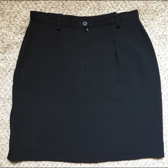 Vintage Armani pencil skirt - Picture 6 of 8